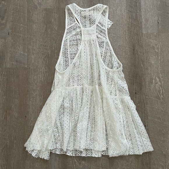 UO Estelle Woven Lace Tank Top - Picture 6 of 6